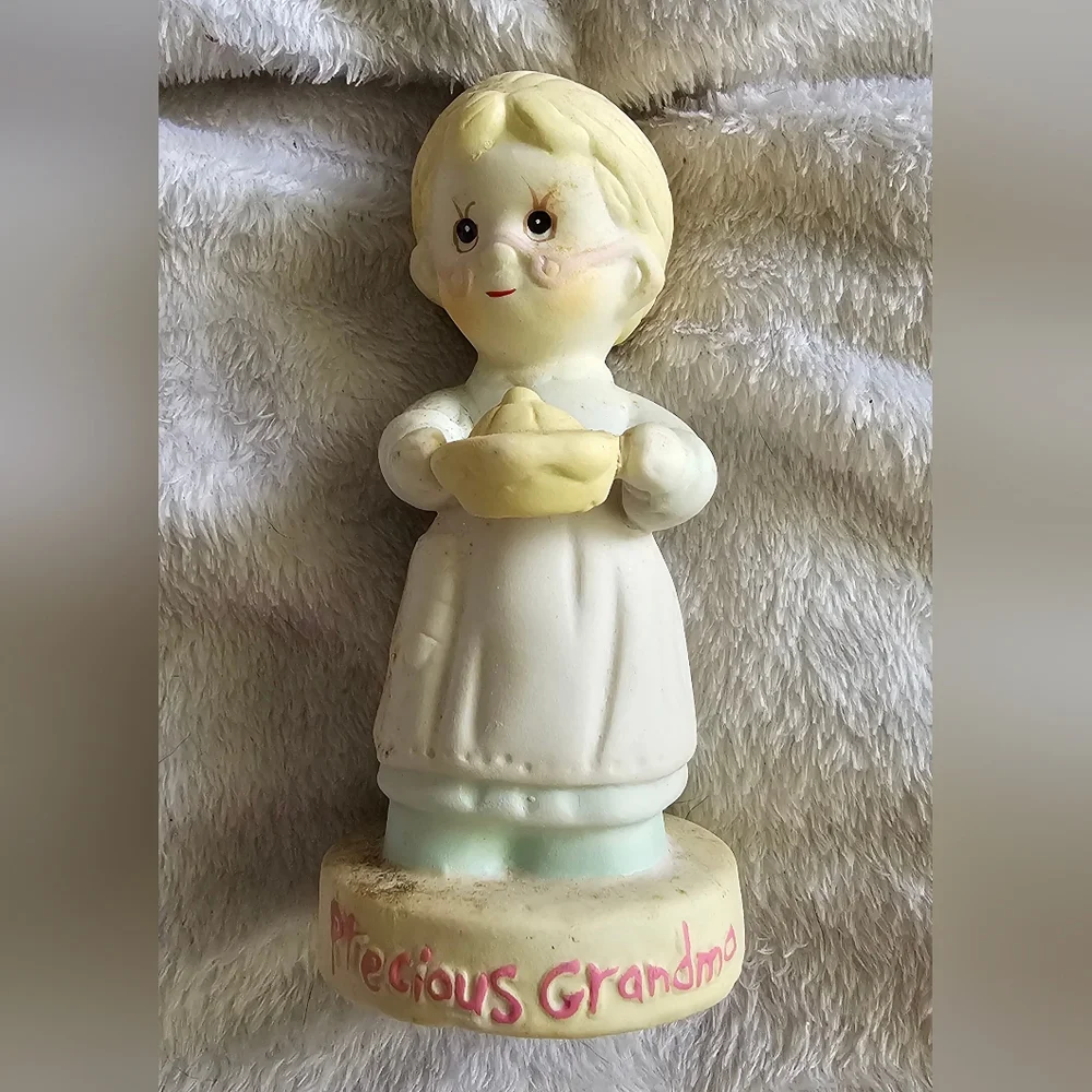 Precious Moments Grandma 5